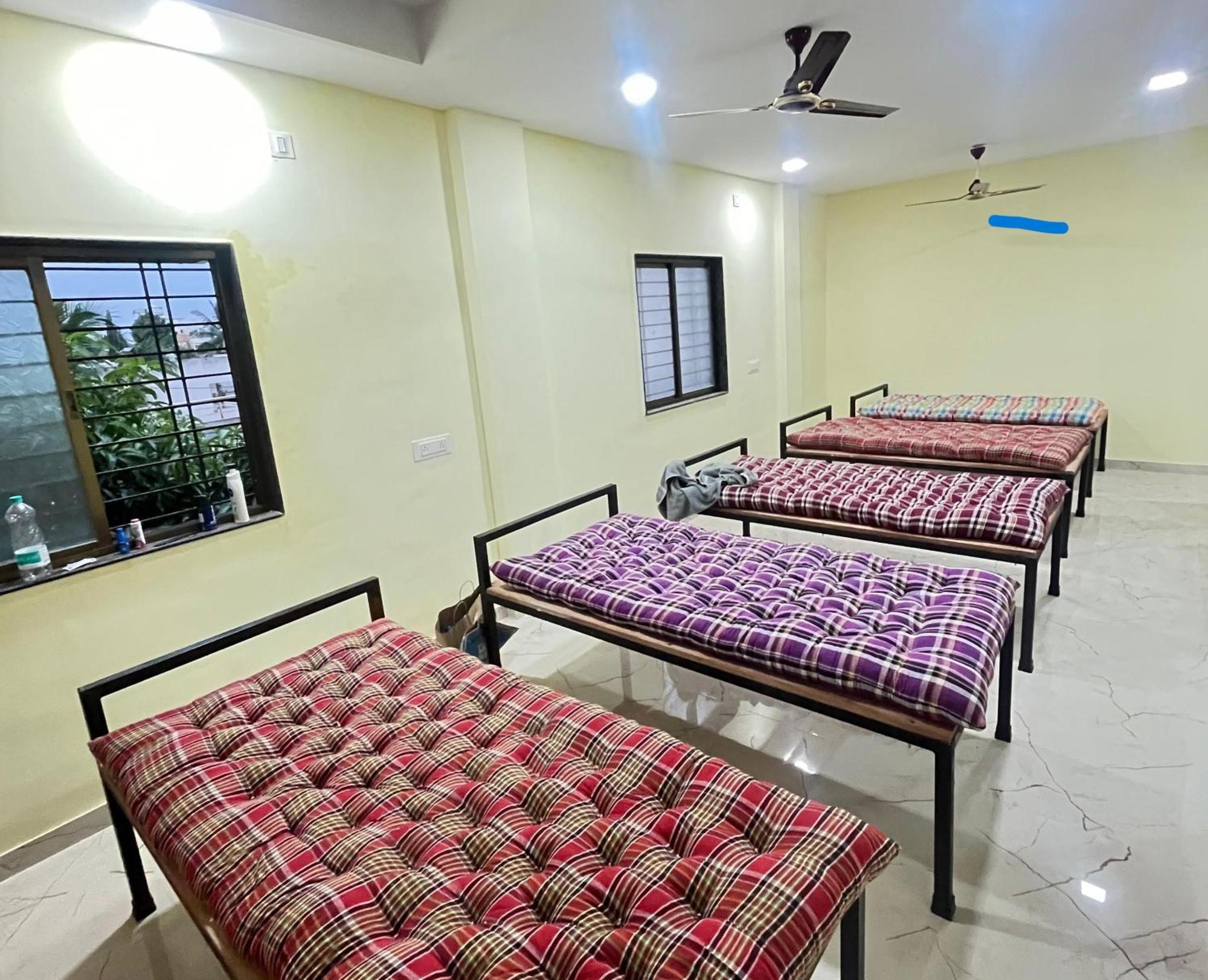 Shree Swami Samarth Pg Rooms For Boys Solapur Exterior photo